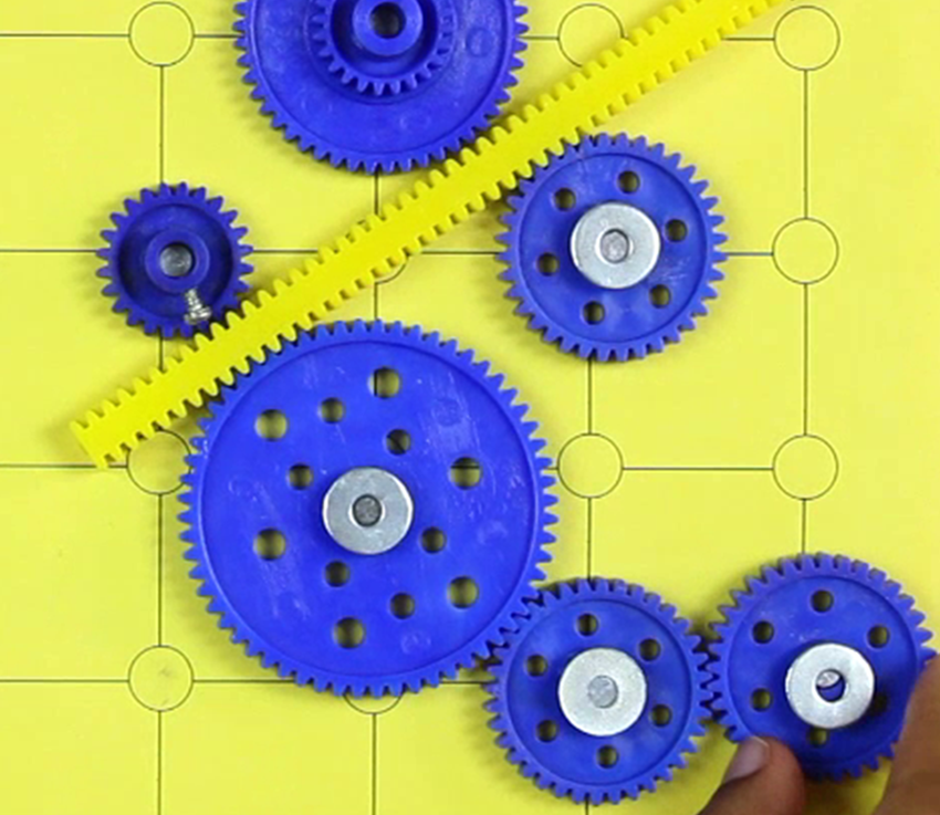 round and straight gears